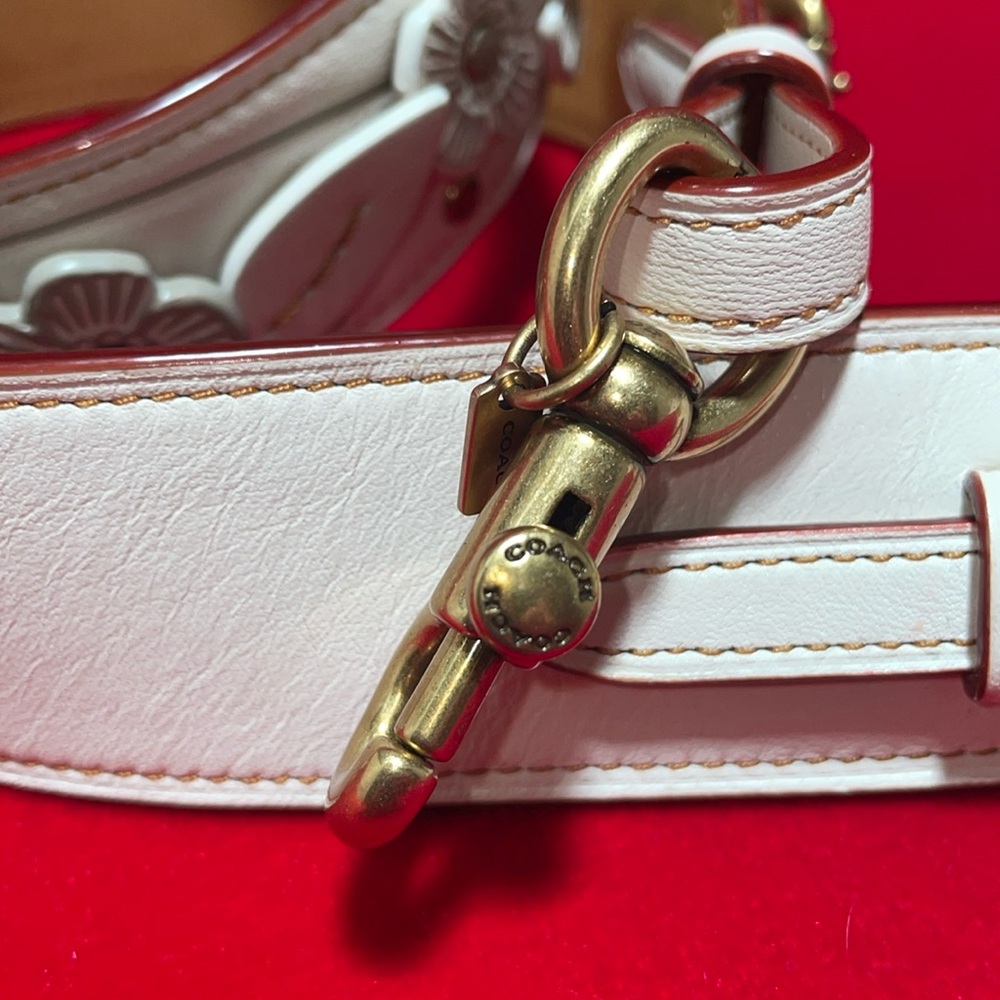 Coach Tea Rose Strap! - Picture 7 of 10